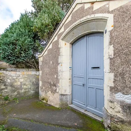 L'ecole De'rive, 12 Personnes *