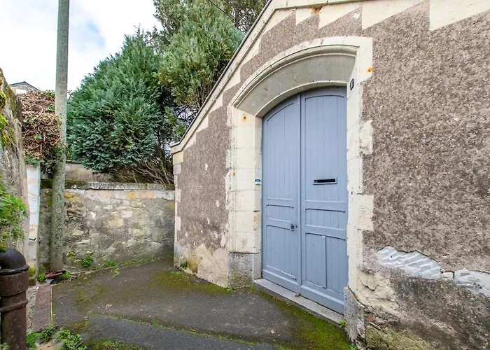 L'ecole De'rive, 12 Personnes *